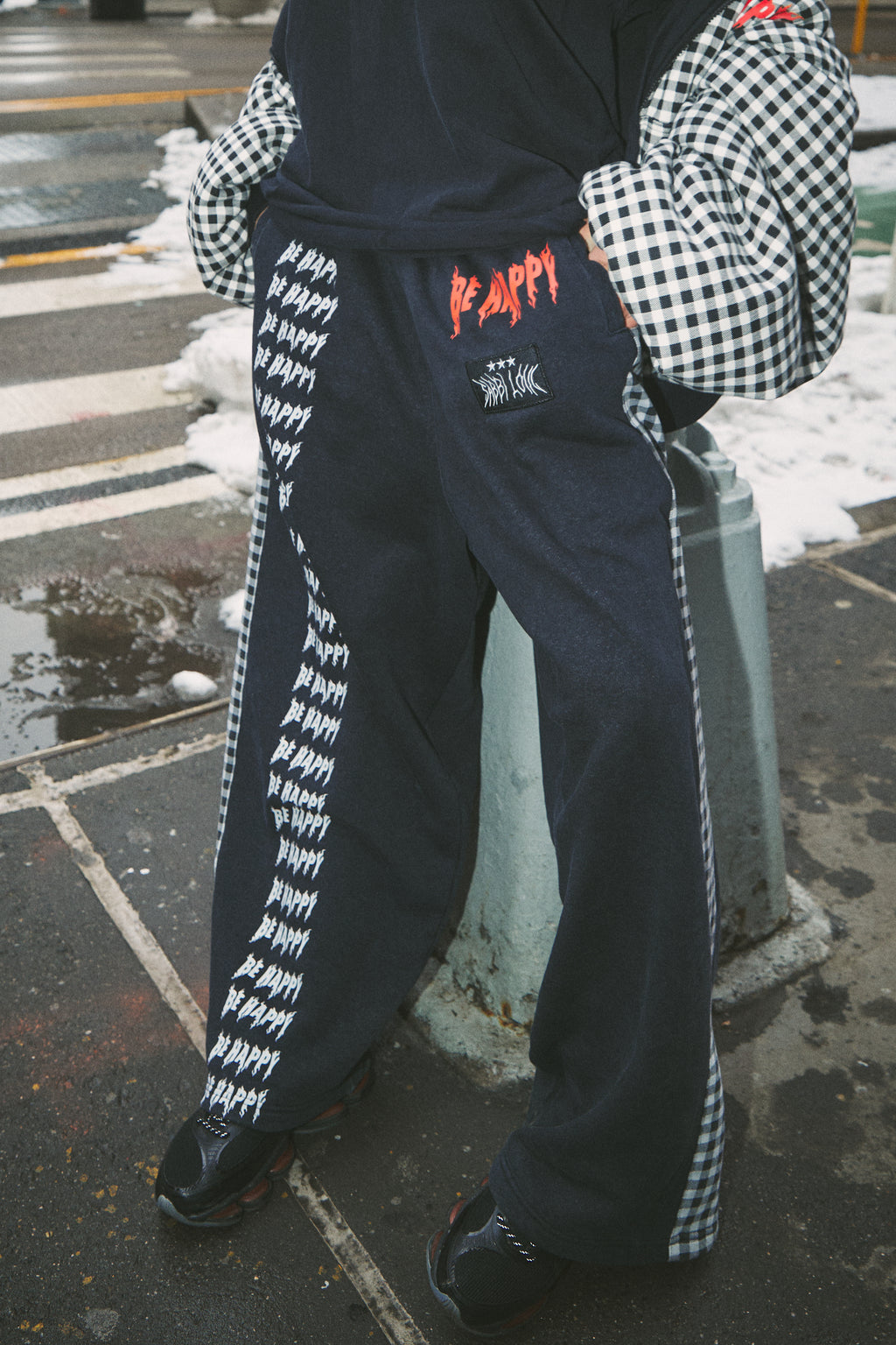 BE HAPPY WIDE LEG SWEAT PANTS - GINGHAM