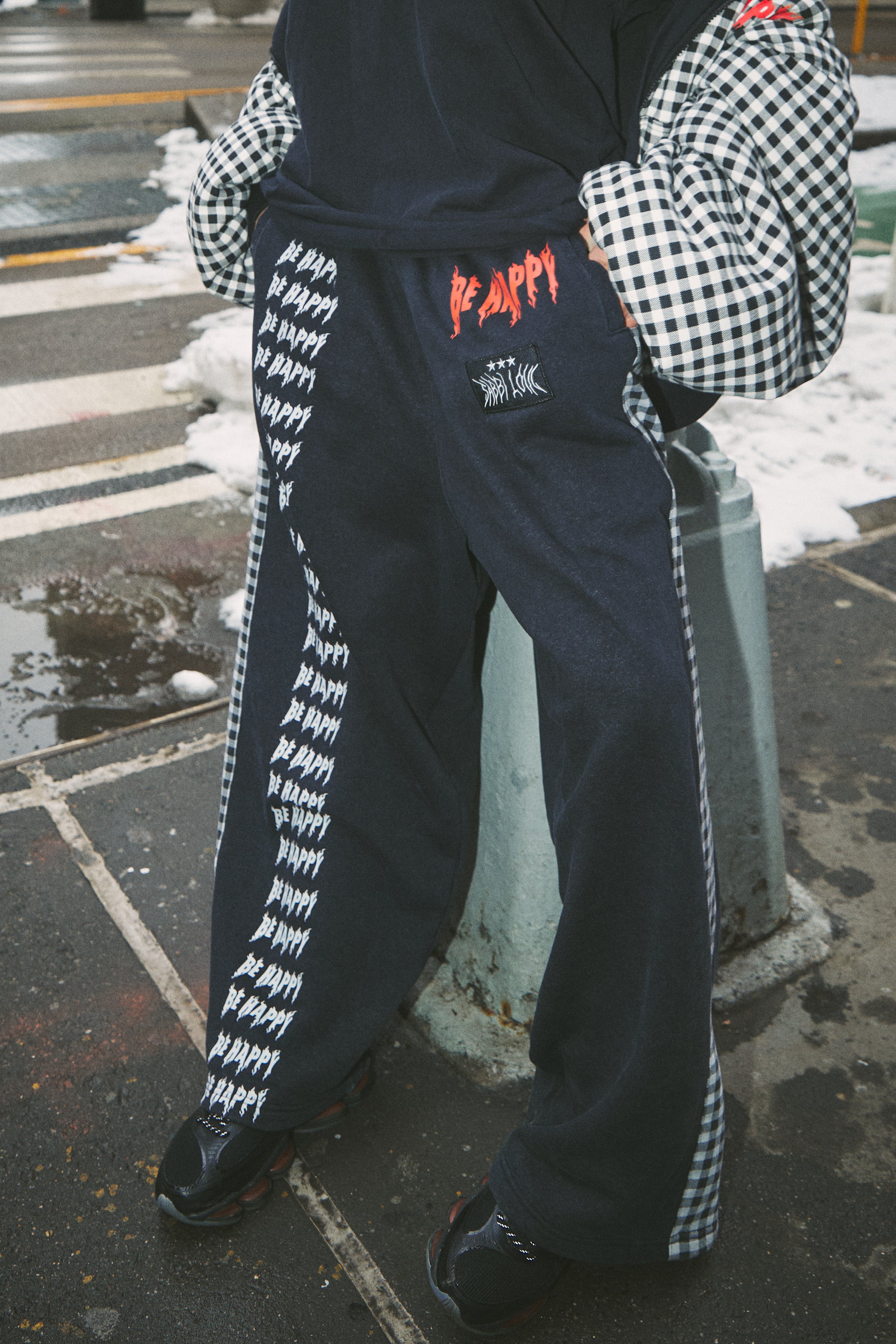 BE HAPPY WIDE LEG SWEAT PANTS - GINGHAM