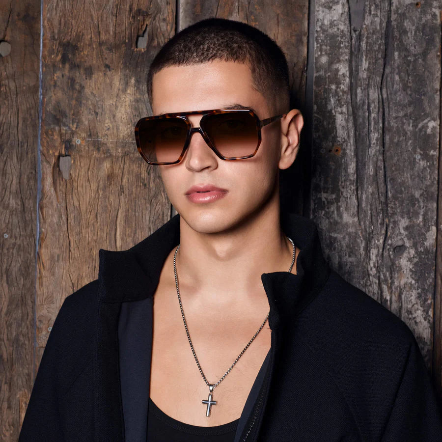 Rodeo Dark Tort w Brown Grad Lens