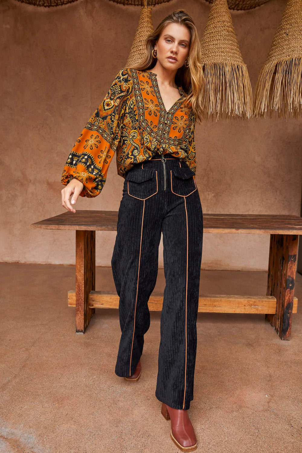 Selene Pants in Raven