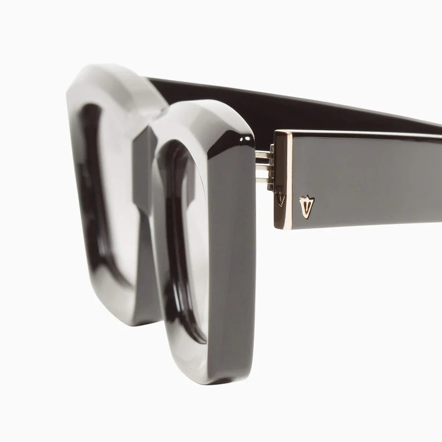 Soho Gloss Black/ Blk Gradient Lens