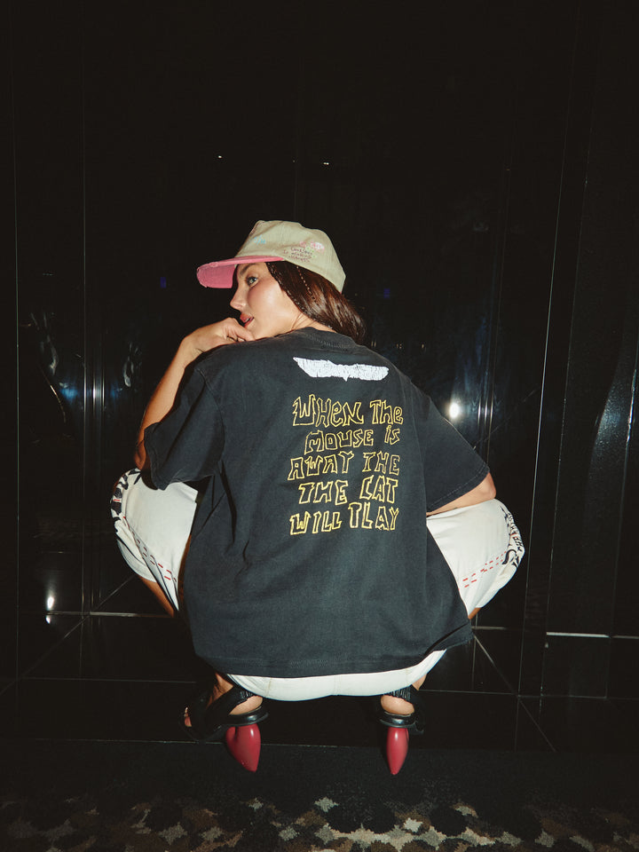 SUMMER VACATION CROPPISH TEE