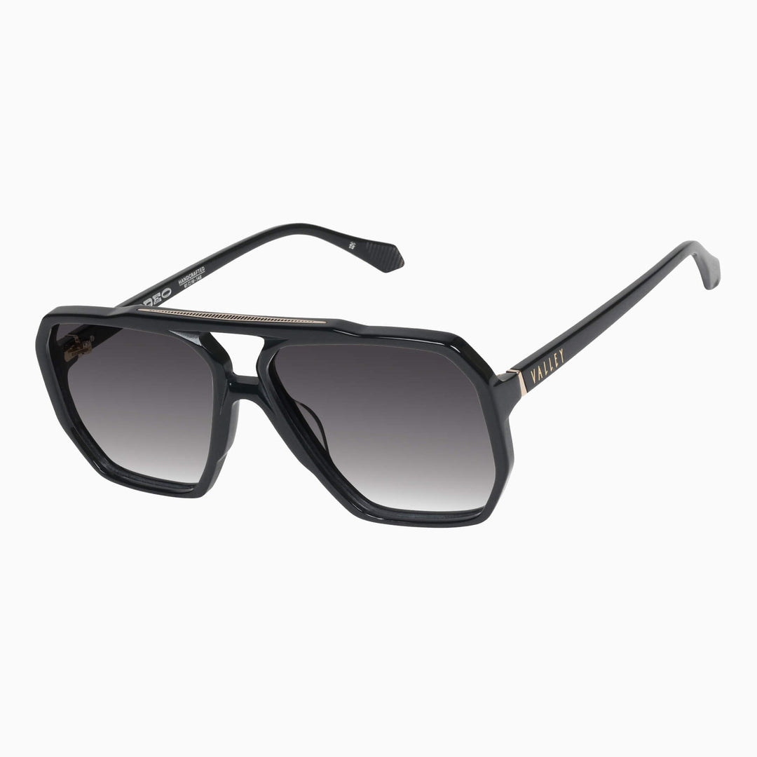 Rodeo- Gloss Black w Gradient Lens