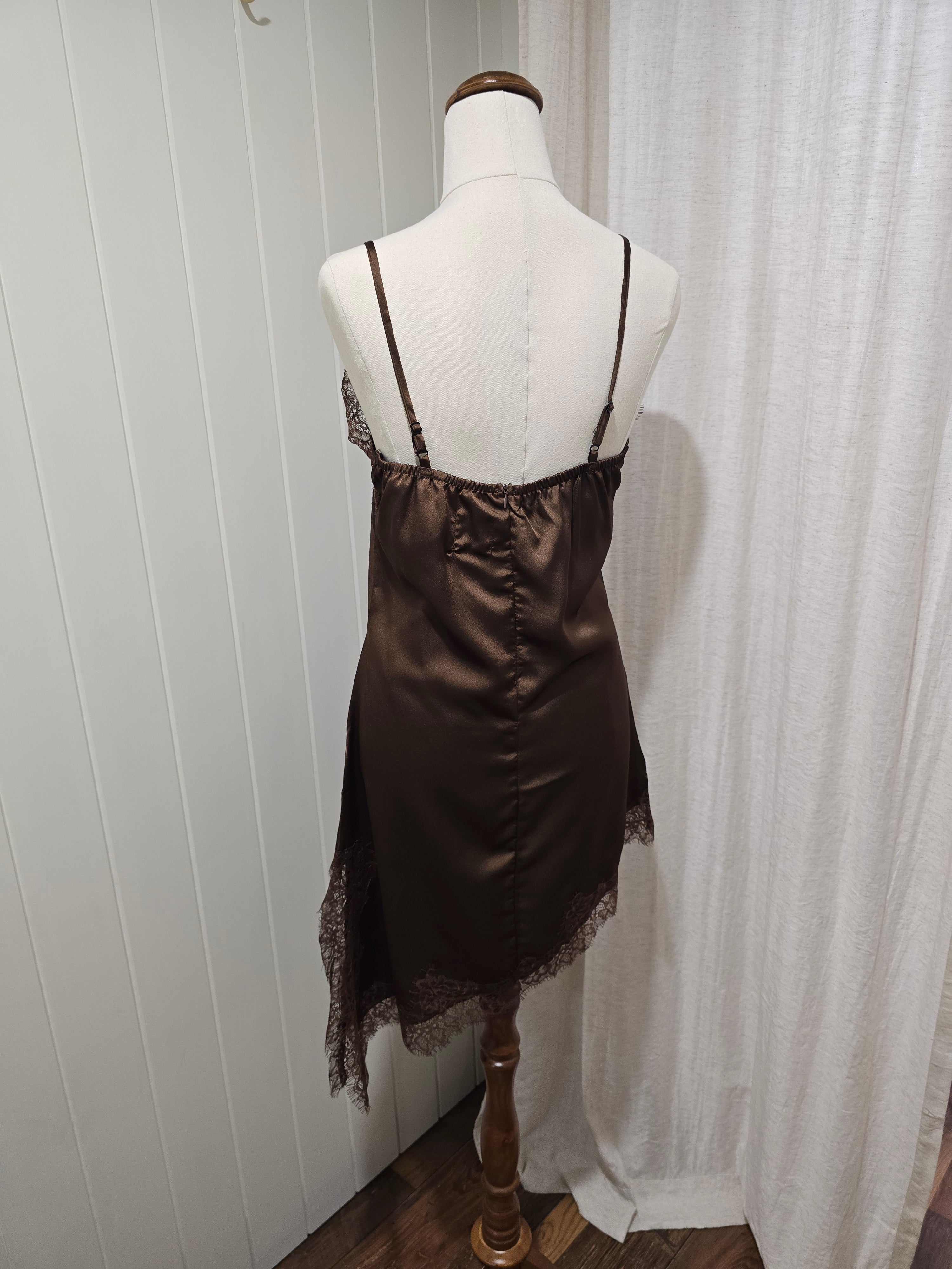 Cleo Lace Shift Dress Choc