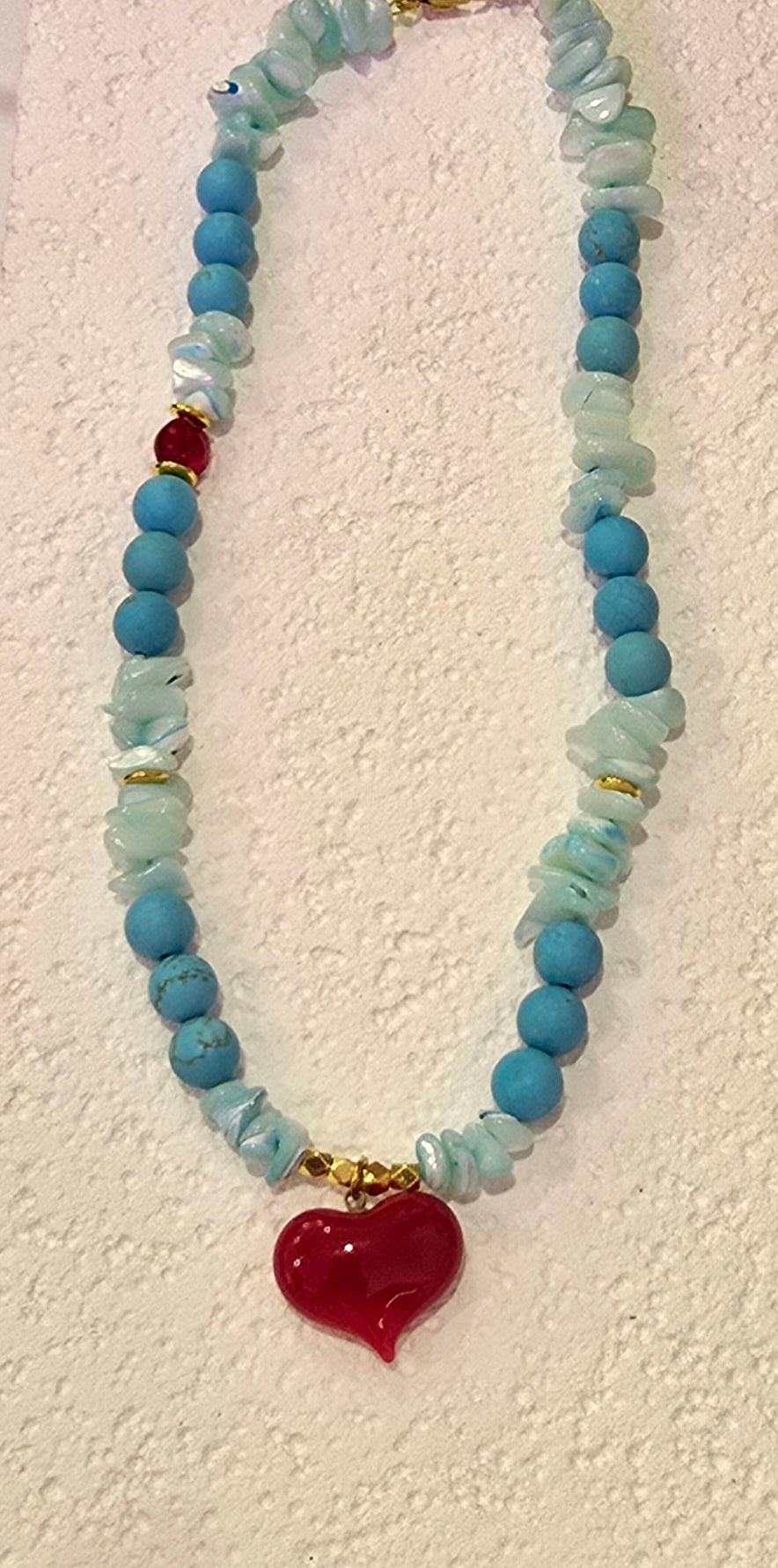 Goupi Howlite Turquoise Beads Necklace with Red Heart