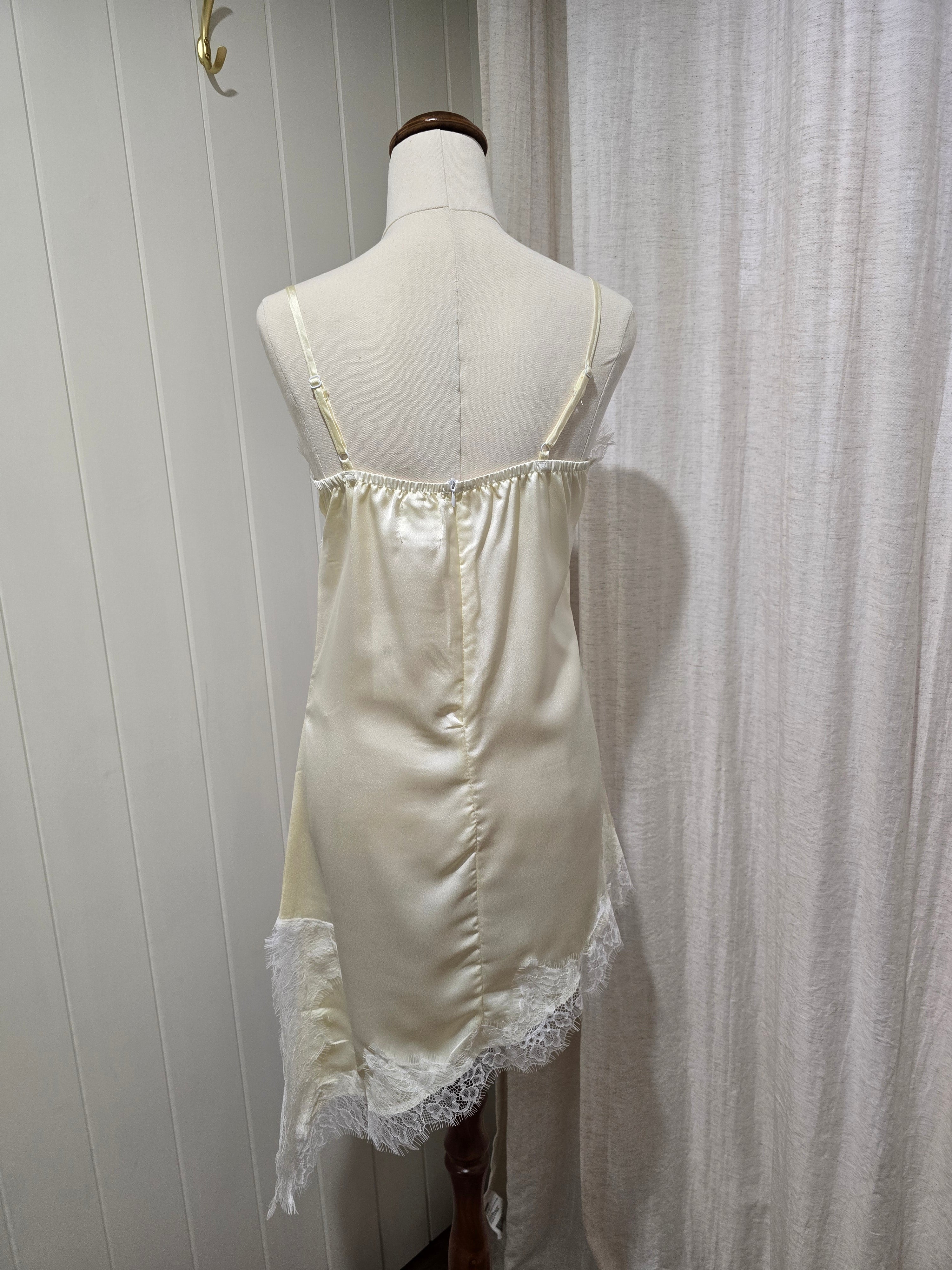 Cleo Lace Shift Dress Cream