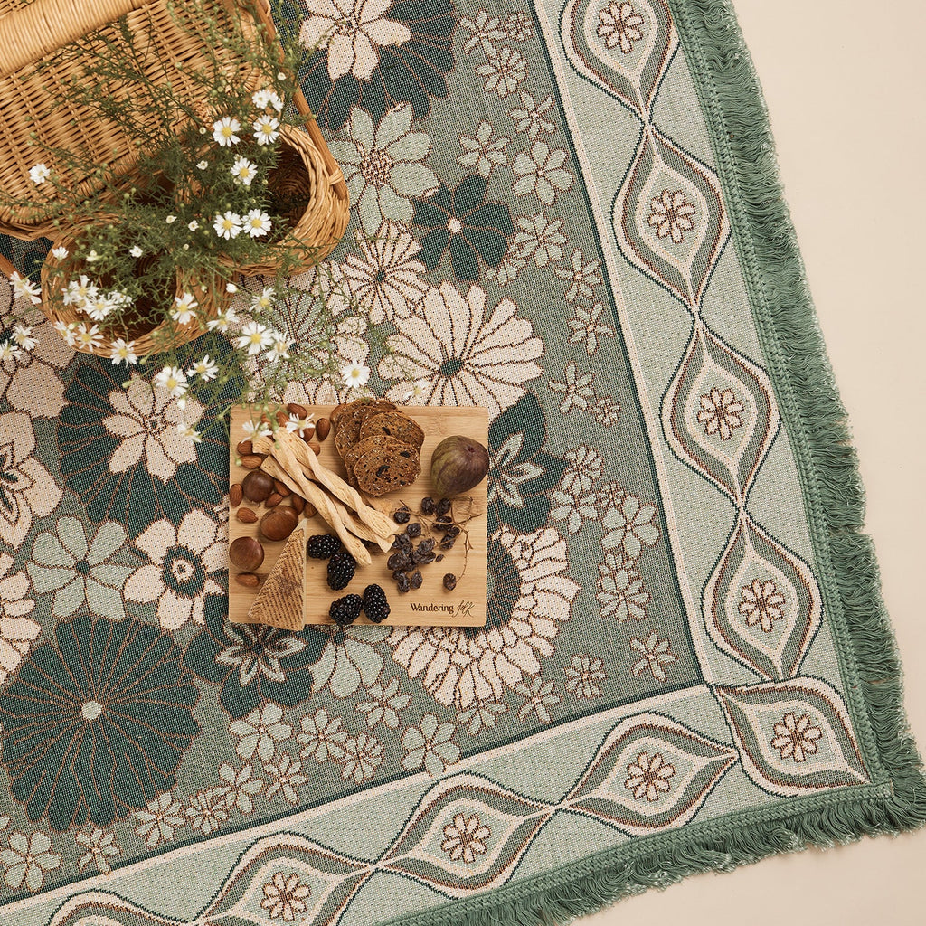 Lola Throw- Peppermint